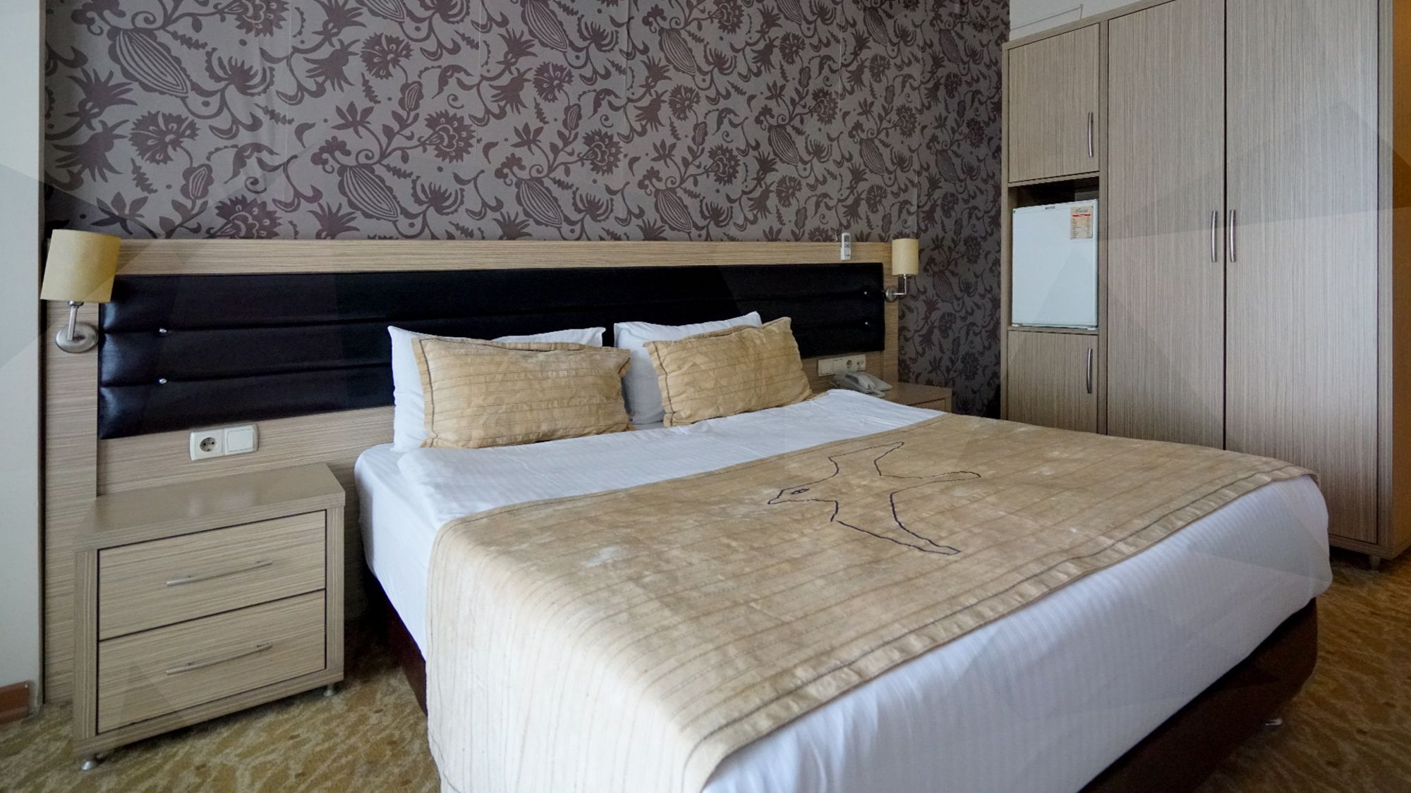 Es Albatros Hotel Eskisehir Exterior photo